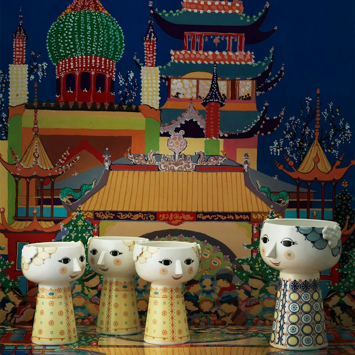 Bjørn Wiinblad Eva Vase Soft Yellow, Ø10 Cm 4 Bjørn Wiinblad Eva Vase Soft Yellow, Ø10 Cm – Bild 2