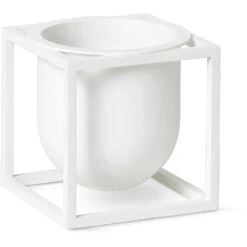By Lassen Kubus Flowerpot 10, White