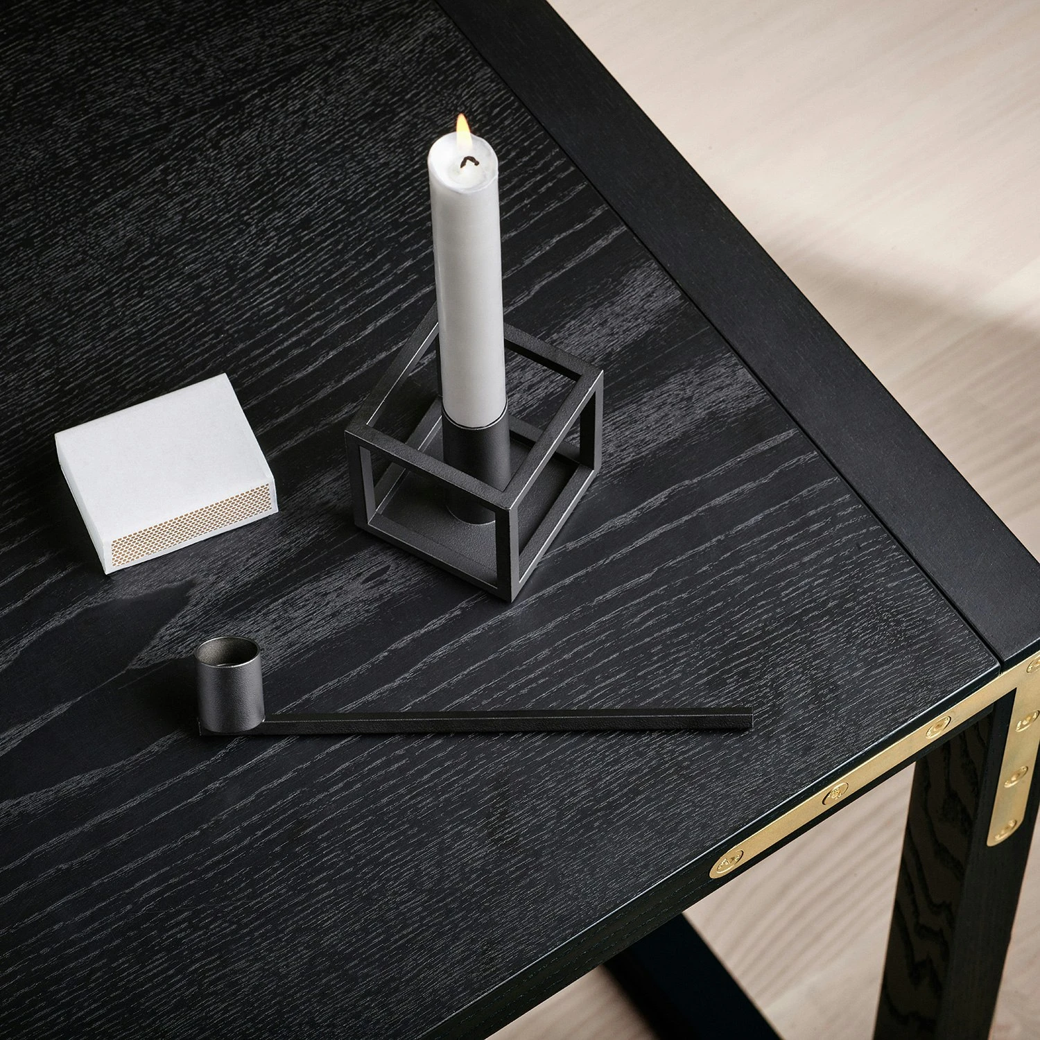 By Lassen Kubus Kerzenlöscher, Schwarz 4 By Lassen Kubus Kerzenlöscher, Schwarz – Bild 2