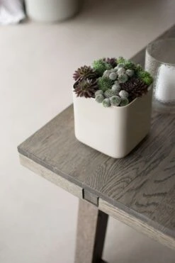 DBKD Cube Topf Klein H15 Cm, Weiß -Heimdekoration Rabatt dbkd cube pot small 0