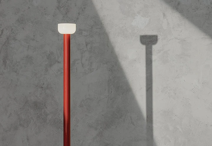 Flos Bellhop Stehlampe, Ziegelrot 5 Flos Bellhop Stehlampe, Ziegelrot – Bild 3