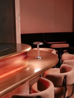 Flos Gustave Residential Tischlampe Tragbar 3000K, Poliert Silber -Heimdekoration Rabatt flos gustave residential 44