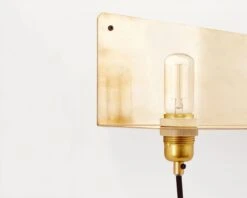 Frama 90° Wandleuchte Mit Regal, Messing -Heimdekoration Rabatt frama 90 wall light lampenregal 5