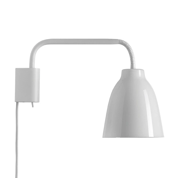 Fritz Hansen Caravaggio Read Wandleuchte, Opal 3 Fritz Hansen Caravaggio Read Wandleuchte, Opal