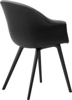 Gubi Bat Esszimmerstuhl Gepolsterte Vorderseite / Kunststoffbasis, Hallingdal 65 173 -Heimdekoration Rabatt gubi bat dining chair front upholstered plastic base 2