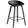 Hay AAS 32 Barhocker Niedrig , Mit Wasserlack Behandelte Eiche / Schwarz -Heimdekoration Rabatt hay about a stool aas 32 barhocker kurz 0