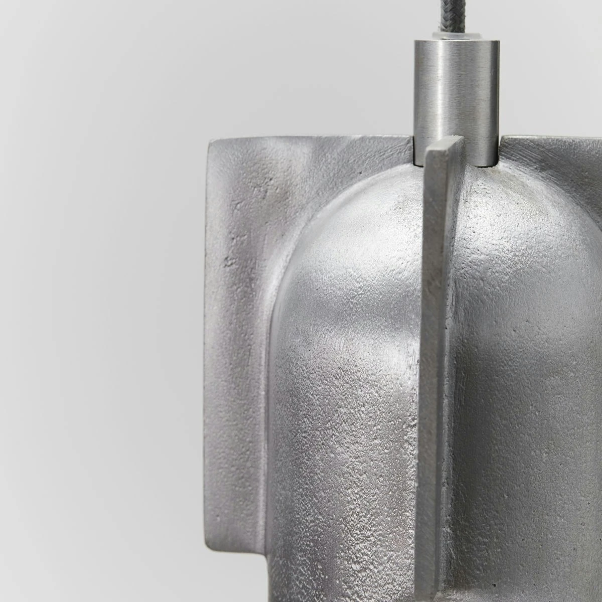 House Doctor Akola Hängelampe 9x23 Cm, Gebürstet Silber 4 House Doctor Akola Hängelampe 9x23 Cm, Gebürstet Silber – Bild 2