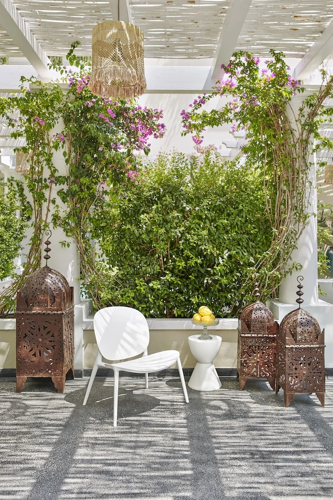 Kartell Prince Aha Hocker, Wachsweiß 4 Kartell Prince Aha Hocker, Wachsweiß – Bild 2