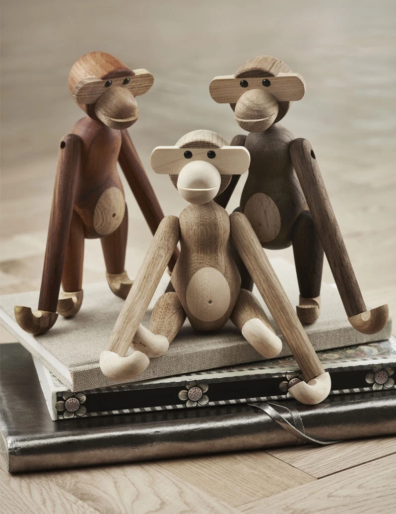 Kay Bojesen Affe Klein, Eiche/ Räuchereiche 5 Kay Bojesen Affe Klein, Eiche/ Räuchereiche – Bild 3