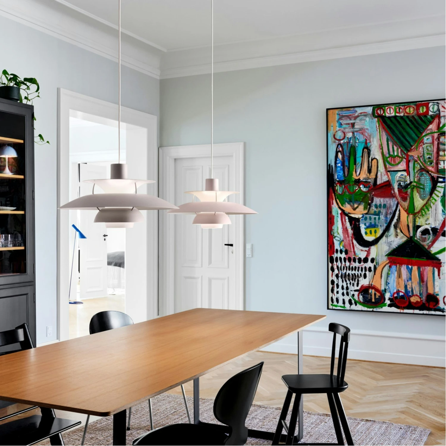 Louis Poulsen PH 5 Hängelampe, Einfarbig Hellrosa 4 Louis Poulsen PH 5 Hängelampe, Einfarbig Hellrosa – Bild 2