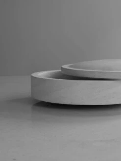 Gallery Objects 06 Dose Ø20 Cm, Lime Stone -Heimdekoration Rabatt louise roe gallery objects container 06 black basalt 8