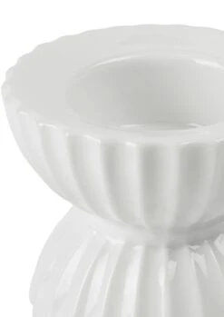 Lyngby Porcelæn Tura Kerzenhalter Ø8 Cm, Weiß -Heimdekoration Rabatt lyngby porceln lyngby tura ljuslykta 8 cm vit 2