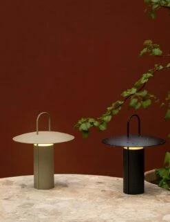 Menu Ray Tischlampe Tragbar, Dusty Green -Heimdekoration Rabatt menu ray table lamp portable ce etl uk dusty green 2