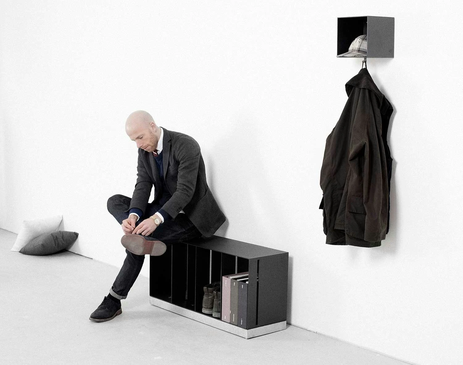 Manhattan Bench Regal Im Eisen, Anthrazit 4 Manhattan Bench Regal Im Eisen, Anthrazit – Bild 2