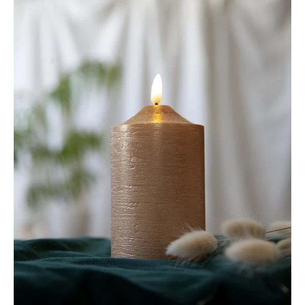 Star Trading LED-Flamme Stumpenkerze, Gold 4 Star Trading LED-Flamme Stumpenkerze, Gold – Bild 2