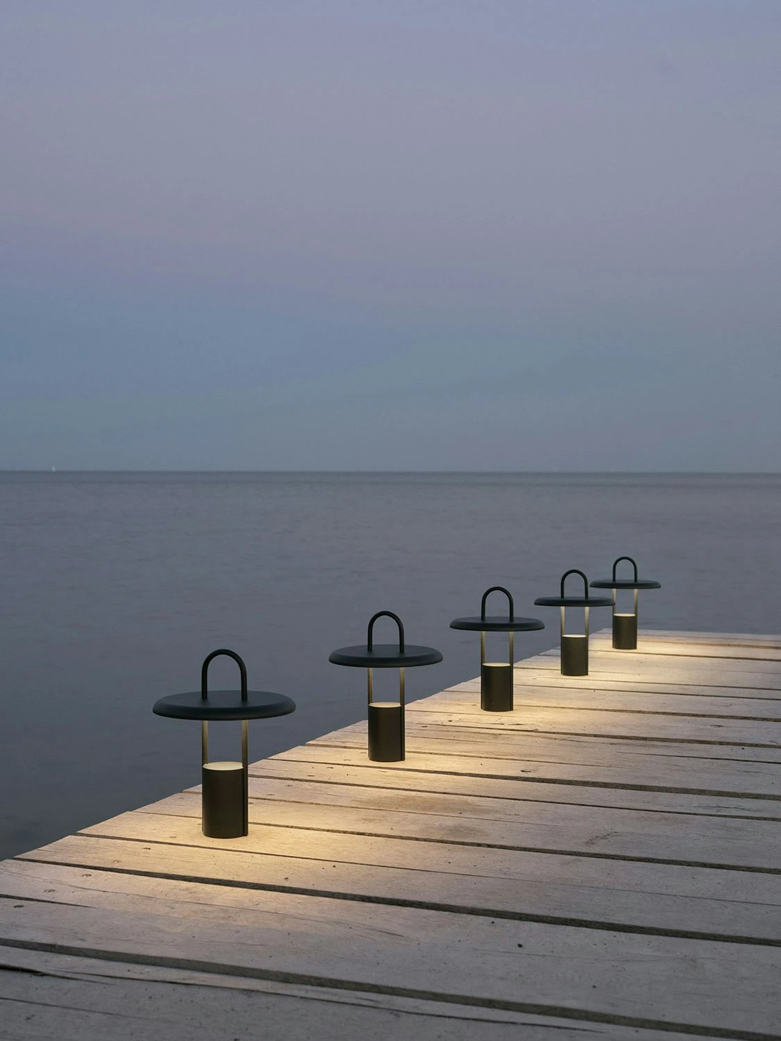 Stelton Pier Led-Lampe Tragbar 25 Cm, Schwarz 8 Stelton Pier Led-Lampe Tragbar 25 Cm, Schwarz – Bild 6